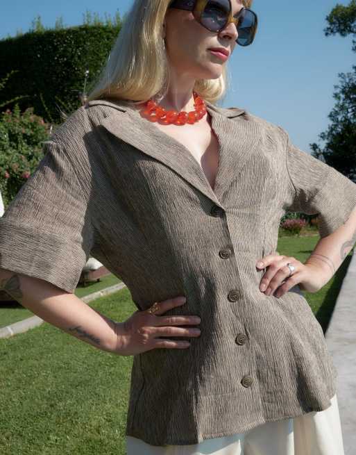 NA-KD x Marie Jedig chemise structurée à manches courtes en mélange de lin à rayures gris clair - MULTI, 4 de 5