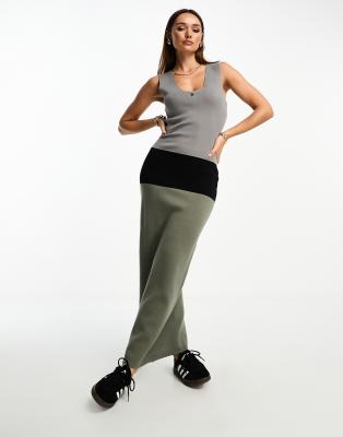 NA-KD NA-KD x Moa Mattson knitted colourblock maxi dress in black and grey