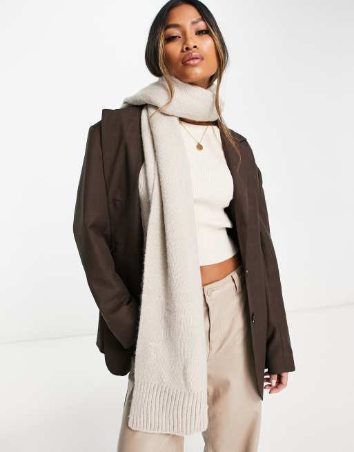 NA-KD x Rianne Meijer - Sjaal in beige
