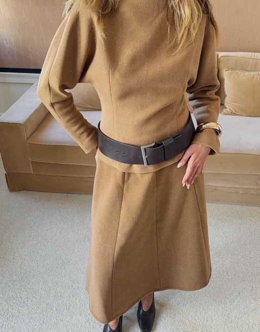 NA-KD x Sasha Sviridovskaya Mid waist midi skirt in camel brown, 3 of 5