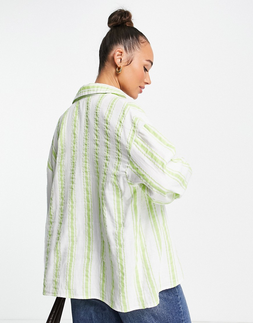 Camicia stropicciata verde a righe - NA-KD Camicia donna  - immagine1