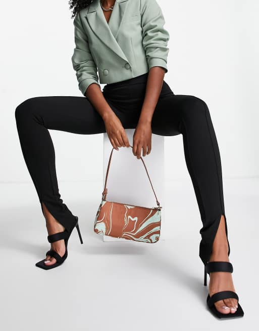 NA-KD x Viktoria & Charline - Legging met split aan de voorkant in zwart