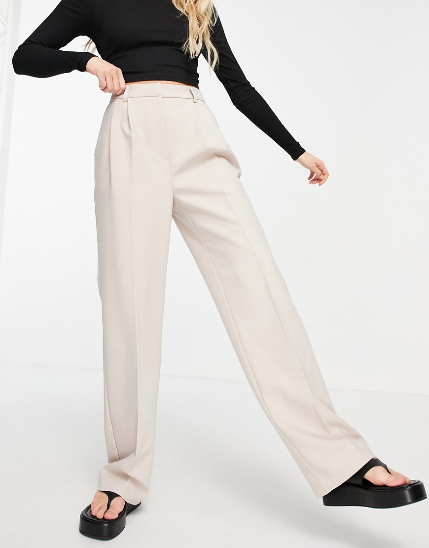 NA-KD x Vivian Hoorn pleat front pants in taupe-Neutral
