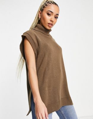 NaaNaa high neck sleeveless knit vest in brown