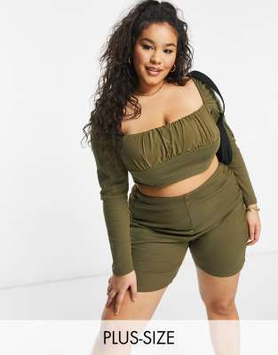 ruched long sleeve crop top
