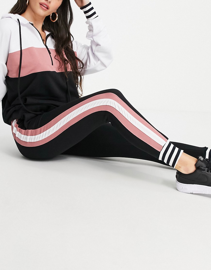 NaaNaa premium smart jogging set in black and pink-Multi