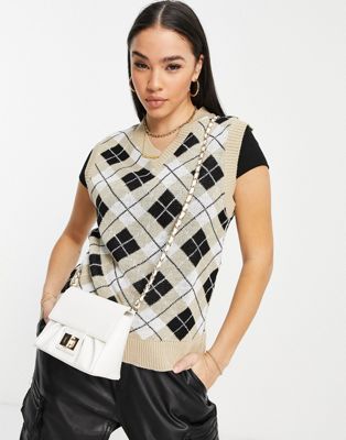 NaaNaa v neck knitted vest in camel check