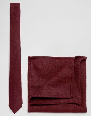 фото Набор из фактурного галстука и платка для нагрудного кармана бордового цвета asos design-красный