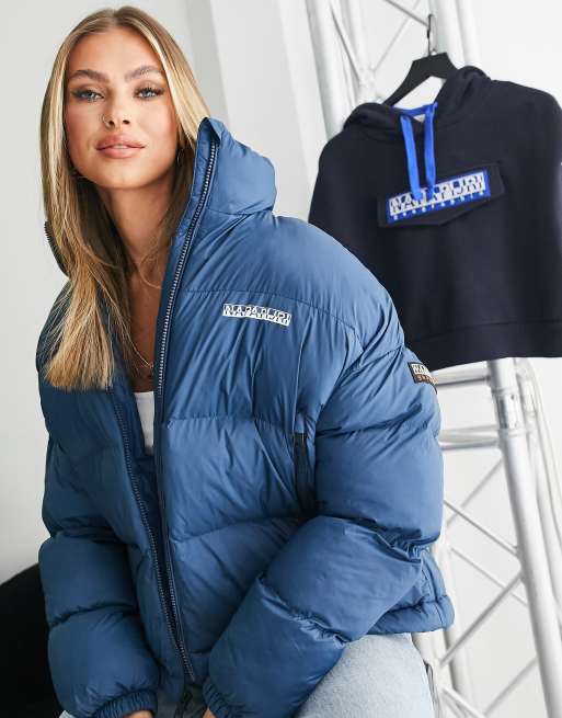 Laatste pak gewelddadig Napapijri - Box - Gewatteerd puffer jack met omkaderd logo in blauw | ASOS