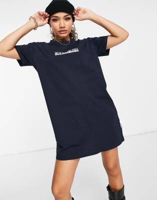 navy t shirt dress