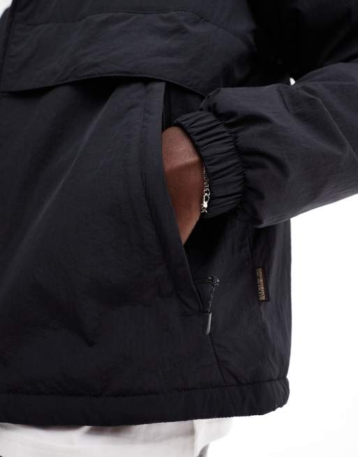 Napapijri – Corbeau – Jacke in Schwarz mit Logo und Fleece-Futter, 2 von 4