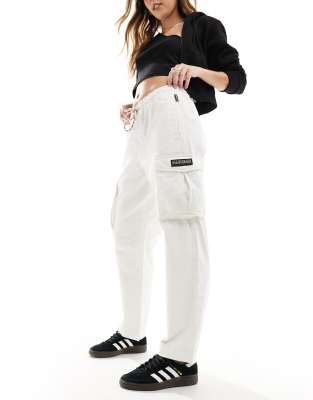 Napapijri Faber Cargo Tapered Pants In White