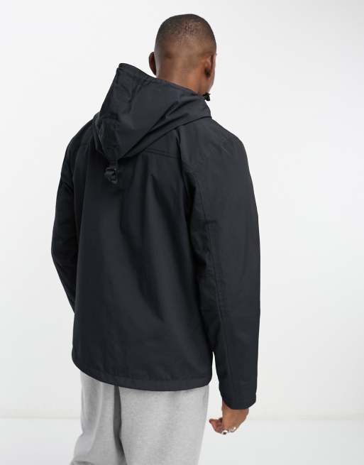 A water outlet repellent hooded jacket