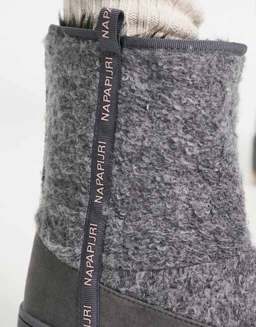 Grey on sale fur boots