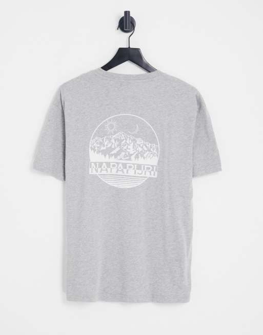 Napapijri - s-louise - T-shirt met print van bergen in cirkel in grijs, exclusief bij ASOS