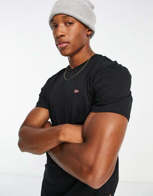 Napapijri Salis small logo t-shirt in black, 3 of 4
