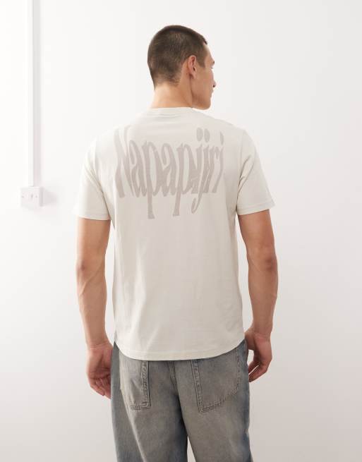 Napapijri – Turrach – T-shirt w kolorze złamanej bieli z nadrukiem na plecach