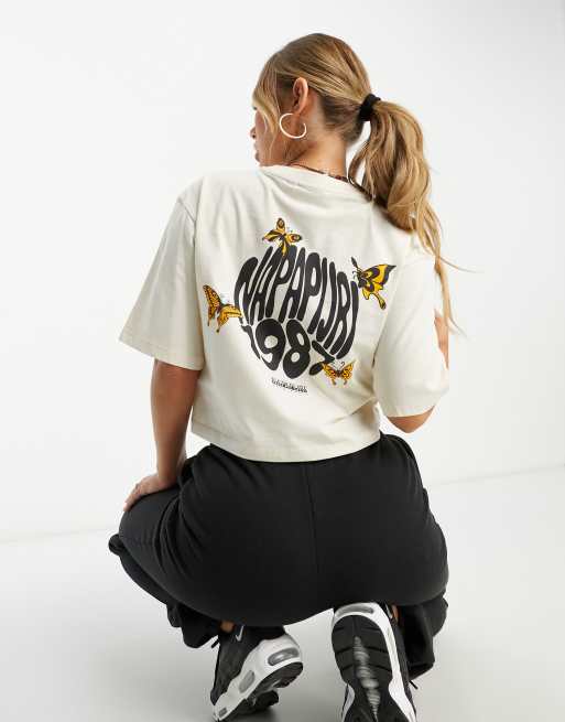 Napapijri – Veny – Naturvit, kort t-shirt med tryck baktill, exklusivt hos ASOS