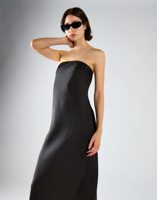 Narrated Bias-cut strapless midaxi-dress in black satin, 2 of 4