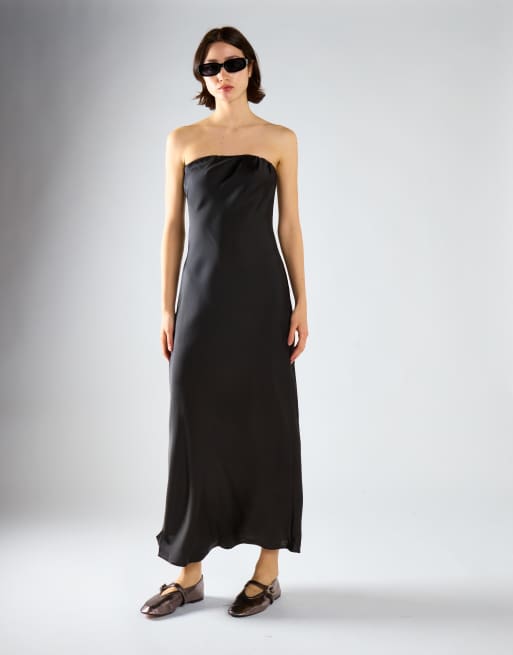 Narrated Bias-cut strapless midaxi-dress in black satin, 4 of 4