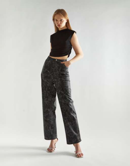 Narrated Cropped trouser in black marble pu, 3 of 4