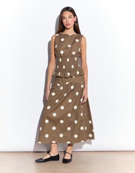 Narrated Dropped waist midi skirt in taupe white spot - view 1