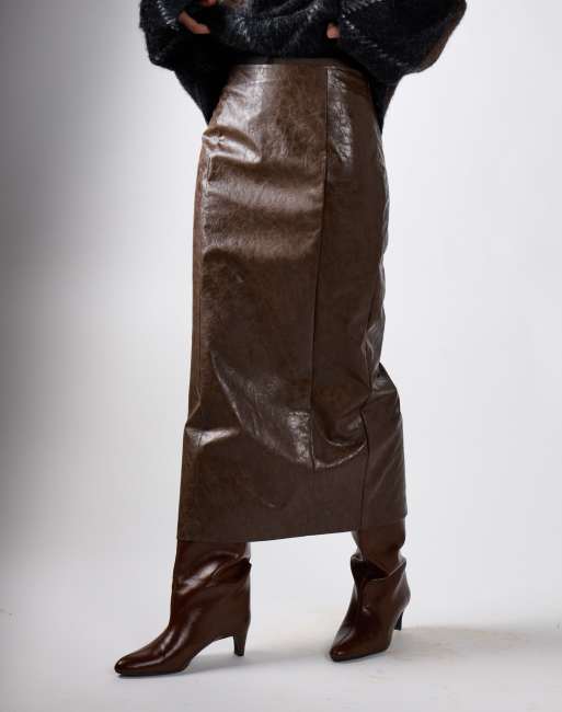 Narrated Faux leather maxi skirt in brown pu, 4 of 4