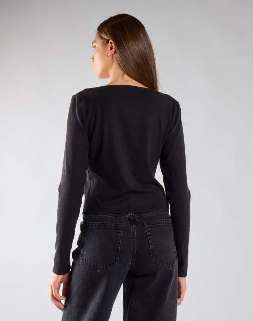Narrated Long sleeve tie front top in black, 2 of 4