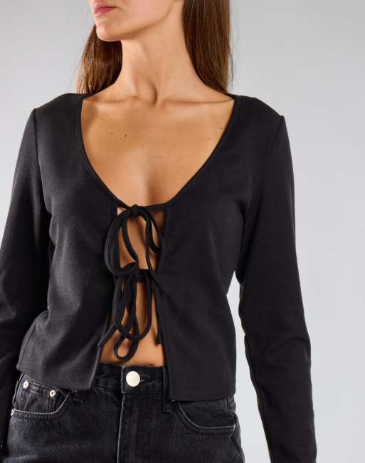 Narrated Long sleeve tie front top in black, 4 of 4