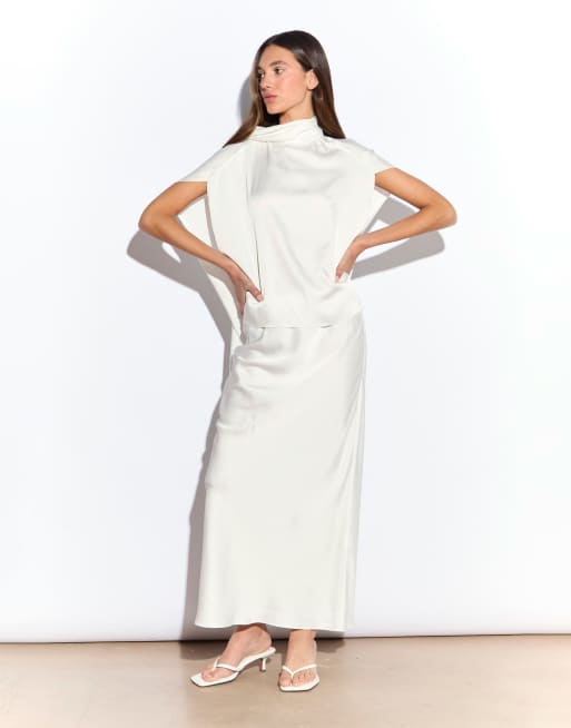 Narrated Midi skirt in white satin, 3 of 4