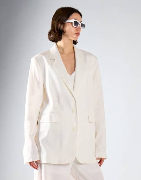 Narrated Oversized-blazer in white - view 1