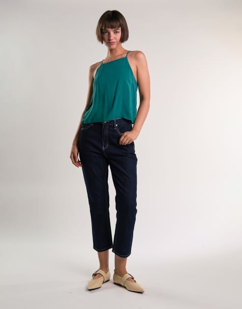 Narrated Square neck sleeveless top in teal