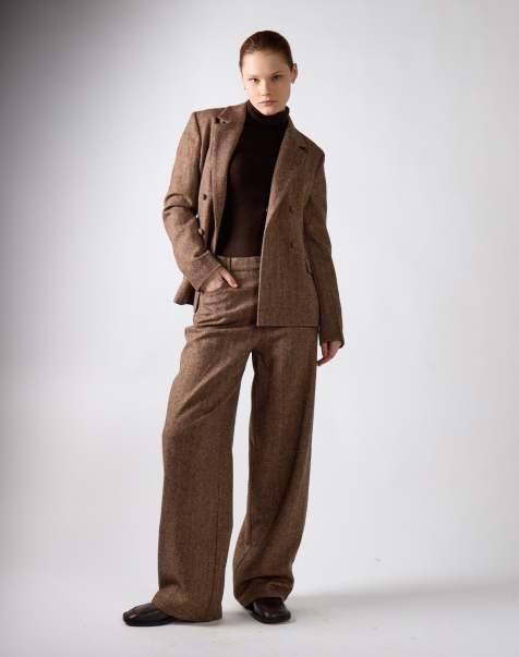 Narrated Wide leg tweed pants in brown herringbone