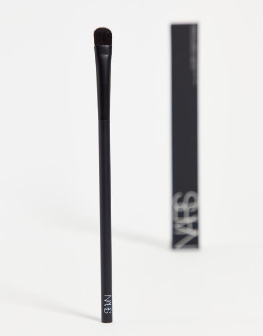 NARS #21 Small Eyeshadow Brush, 2 of 4