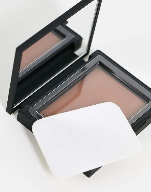 NARS - Cipria in polvere compatta fissante che riflette la luce, 3 di 4