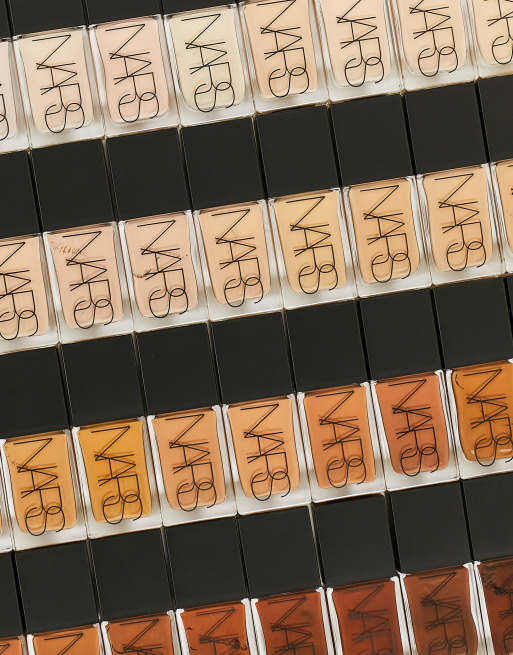 NARS – Lekki podkład, 3 z 4