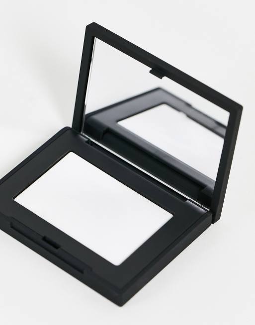 NARS - Lichtreflecterende fixeerpoeder (mini compact), 3 van 4