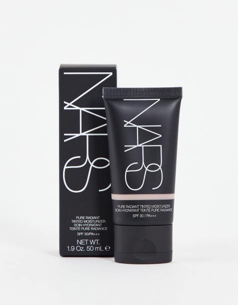 NARS Pure Radiant Tinted Moisturiser SPF30 - view 1