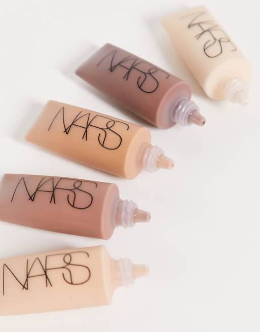 A Makeup Expert's Review of Nars Soft Matte Complete Foundation