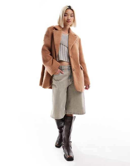 Native Youth – Angeraute Blazer-Jacke in Kamelbraun mit Oversize-Schnitt, 2 von 4