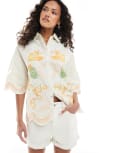 [Native Youth] Native Youth beach embroidered scallop edge blouse in white XS White/orange