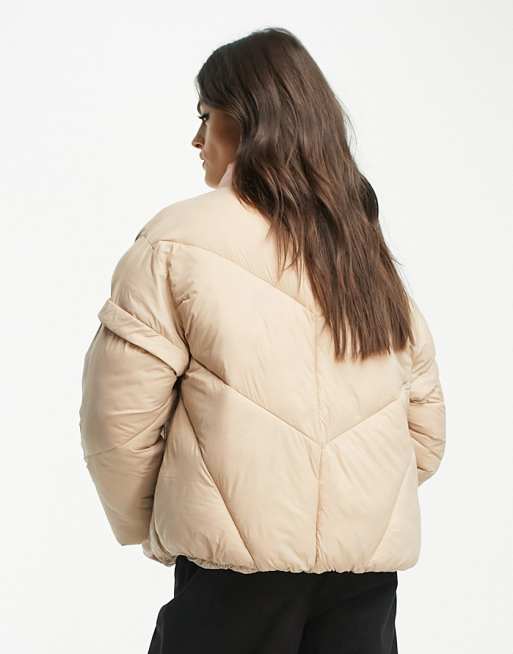 Native Youth - Beige dynejakke med kontrastfarvet krave, 2 af 4