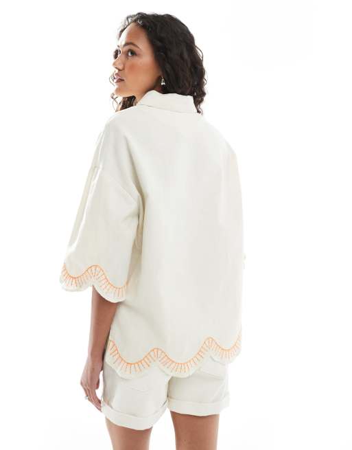 Native Youth - Blusa da spiaggia bianca con bordi ricamati smerlati, 3 di 4