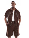 [Native Youth] Native Youth boxy corduroy shirt with contrast stitch embroidery in brown Chest 42 BROWN