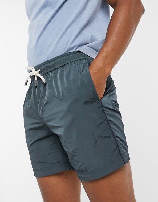 Native Youth casual shorts in navy with contrast pull