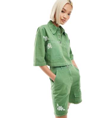 [Native Youth] Native Youth cropped embroidered shirt in green (part of a set) 14 Grass Green
