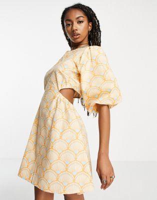 Native Youth cut out waist puff sleeve mini smock dress in retro shell print - ASOS Price Checker