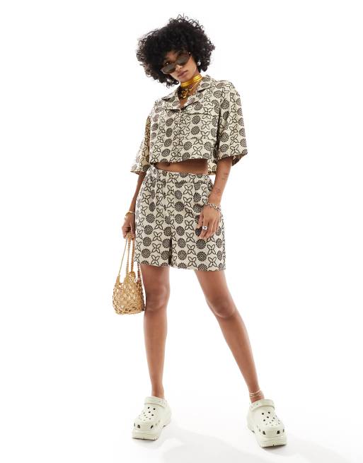 Native Youth embroidered shorts in beige (part of a set)