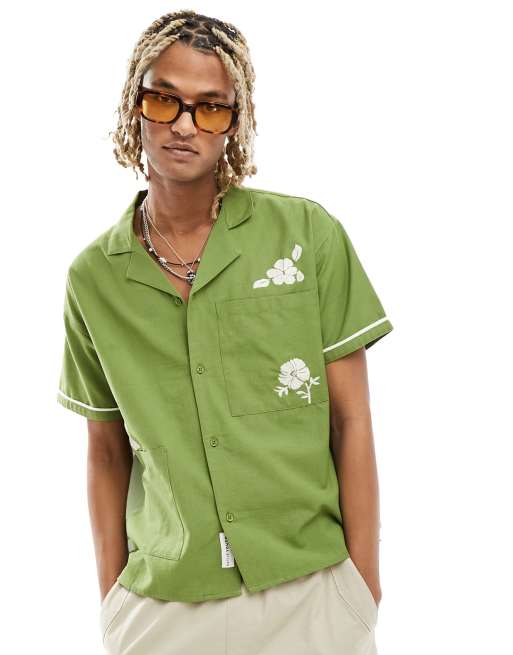 Native Youth – Kurzärmliges Leinenhemd in Khaki mit Reverskragen und Stickerei