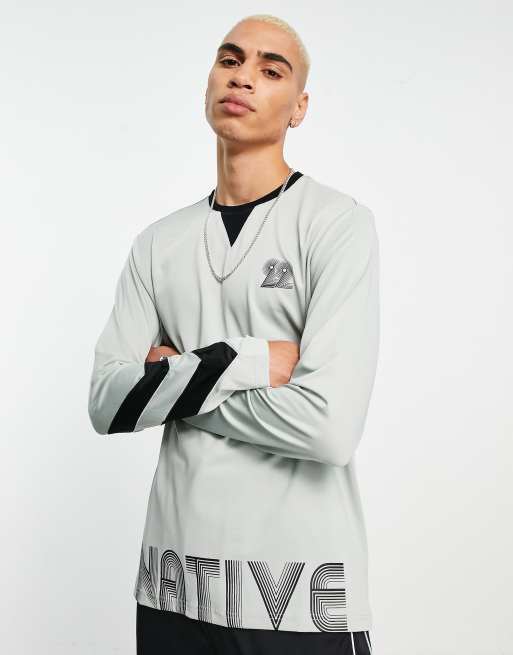 Native Youth – Langärmliges Shirt in Grau mit Farbblockdesign